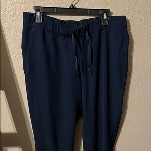 Lululemon Women’s Pants - Navy